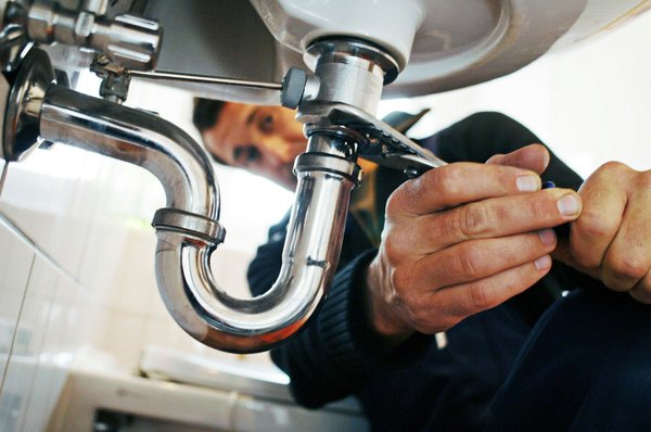Service de plombier qualifié à orléans: jls energy à votre aide